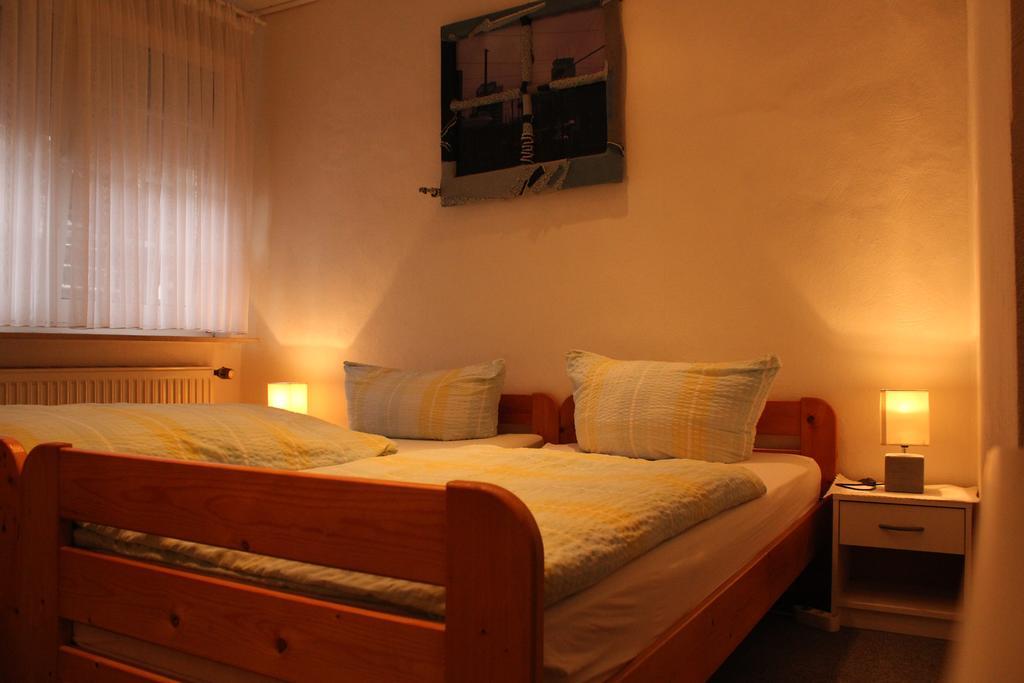 Pension Rad - Haus Петершаген Екстериор снимка