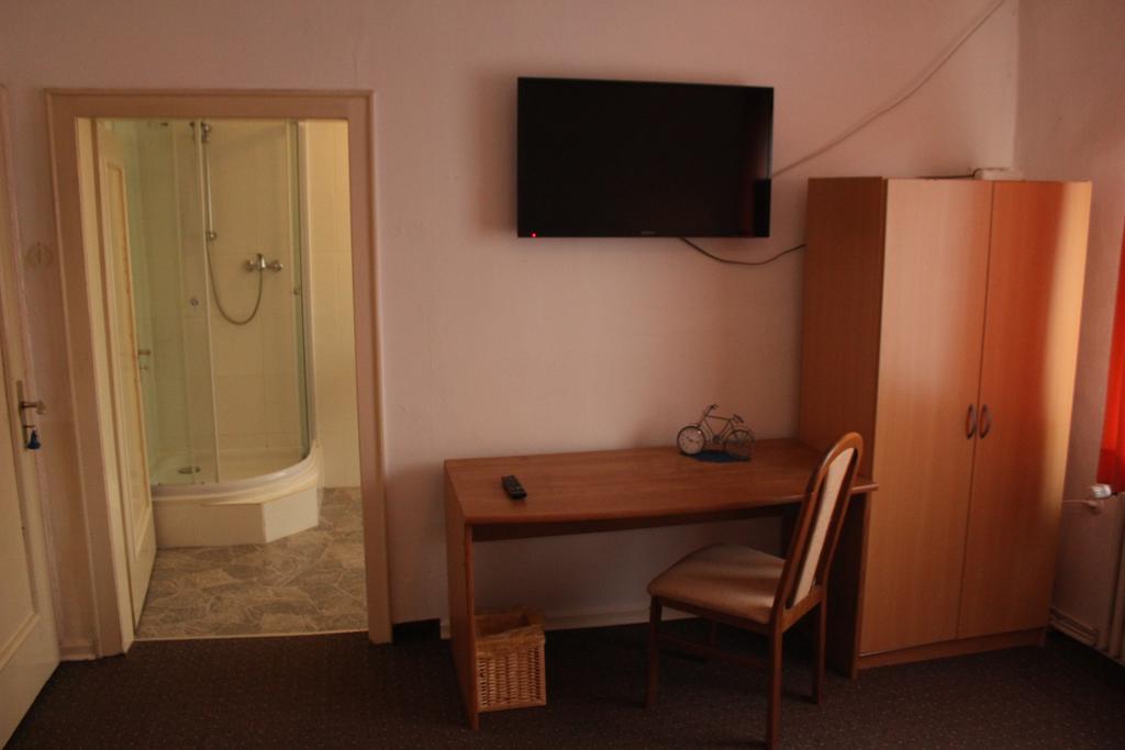 Pension Rad - Haus Петершаген Екстериор снимка